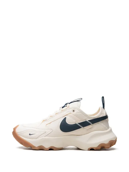 Маратонки Nike тъмносиньо