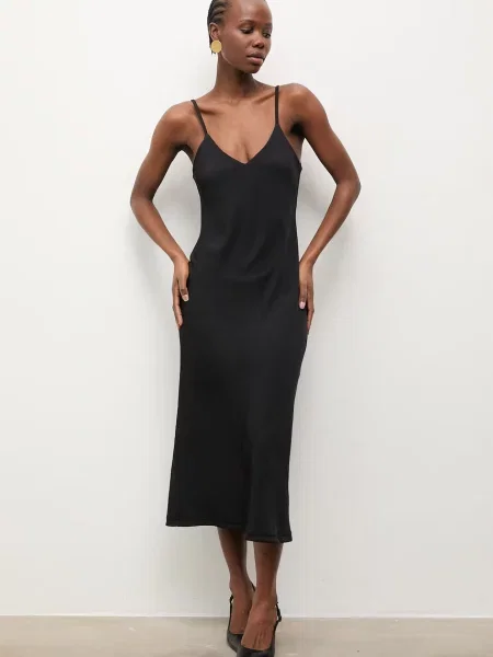 Answear.LAB spodnja obleka črna