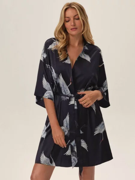 Атласный женский халатик с принтом