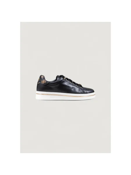 Sneakersy Guess čierna