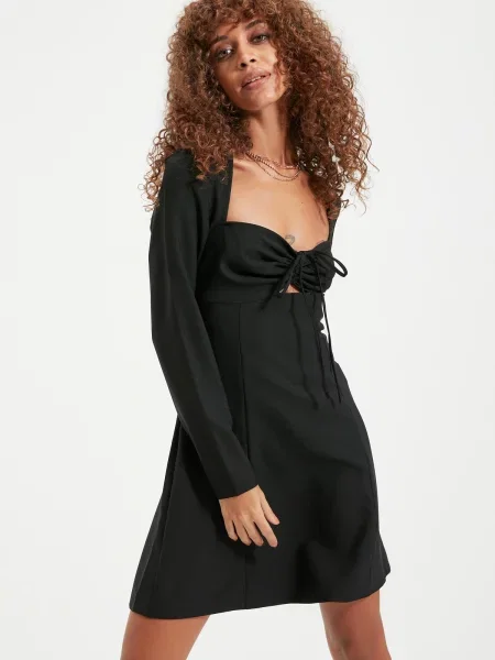 Gulerat rochie Trendyol negru