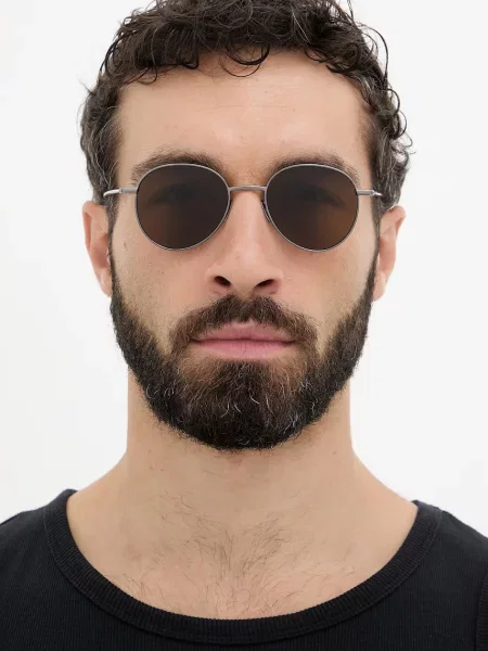 Солнцезащитные очки Saint Laurent
