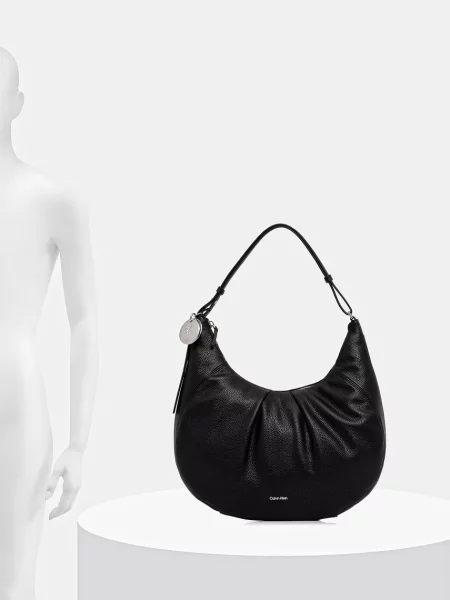 Calvin Klein Táska Engraved Hw fekete
