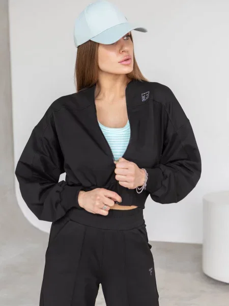 Женский костюм с брюками палаццо чорні