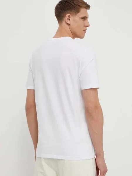 Olcsóbban. Férfi póló FILA Longyan Graphic bright white. Méret: M fehér