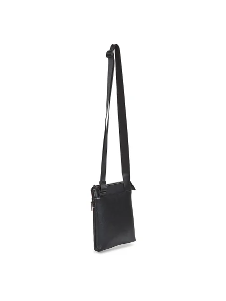 Ľadvinka Armani Exchange bez podpätku čierna