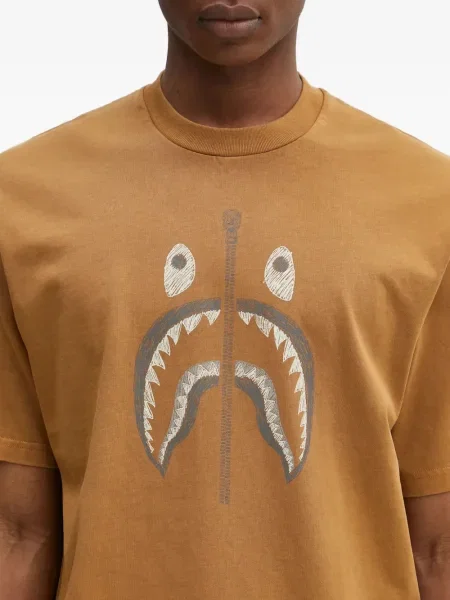 Tricou A Bathing Ape® cu imagine maro