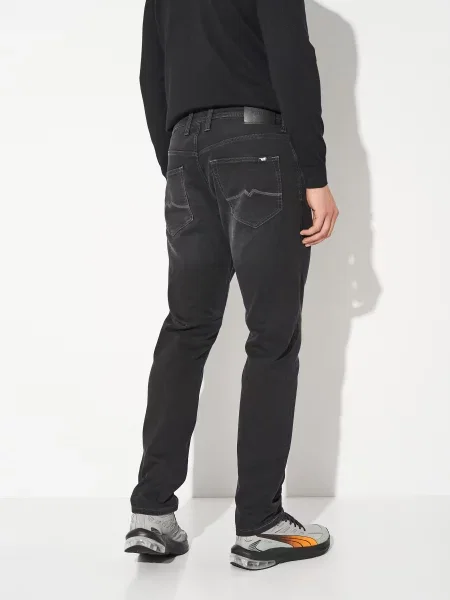 Завужені джинси Mustang Jeans Oregon Slim K чорний