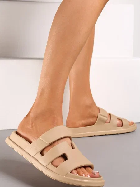 Șlapi spumă cu decupaje Wrenlita bej