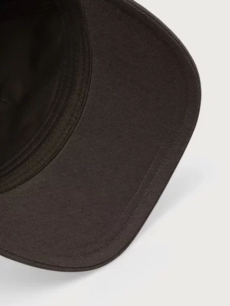Кепка Armani Exchange