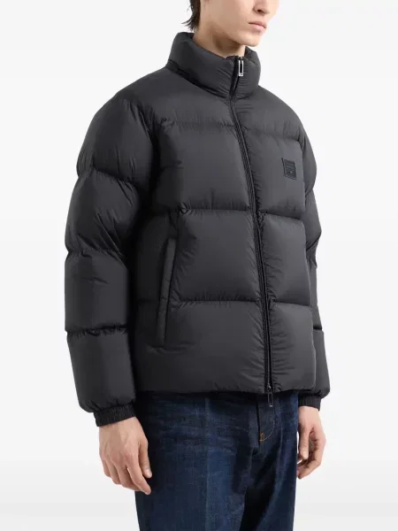 Striukė Emporio Armani izoliuoti juoda