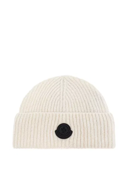 Căciulă Moncler alb