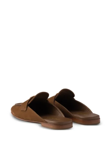 Papuci tip mules Prada din piele maro