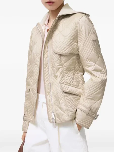 Geacă Burberry în carouri