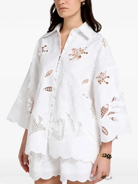 Sukienka Vasiliki w kwiatki koronkowa garniturowa czarna