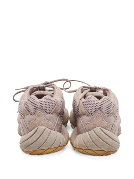 Маратонки Adidas Yeezy с връзки с дантела виолетово