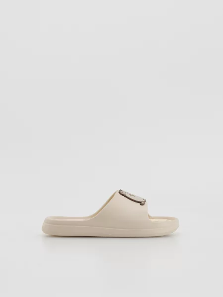 Босоножки Reserved с ремешками