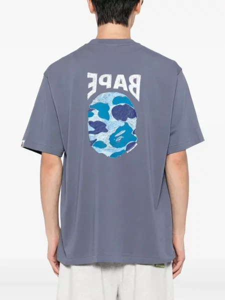 Тениска A Bathing Ape® с принт синьо