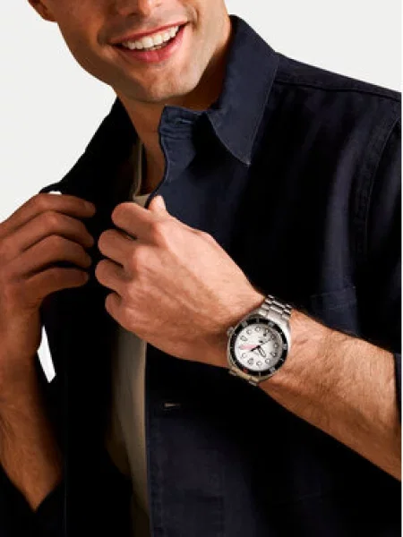 Fossil Hodinky Neutra Chrono Hnědá černé
