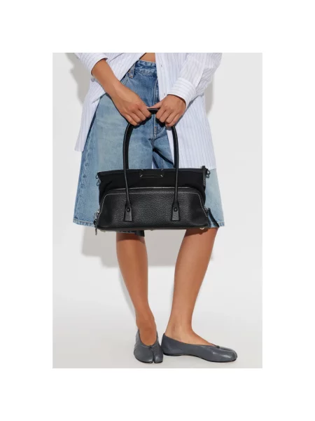 Torebka Maison Margiela skórzana czarna