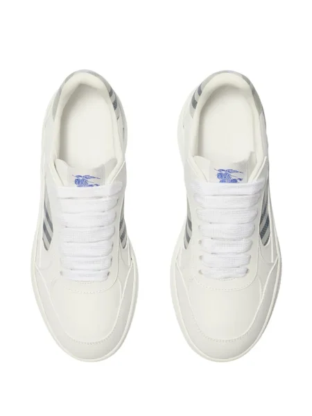 Sneakerși Burberry alb