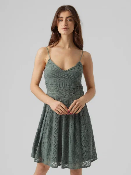 VERO MODA Poletna obleka Honey svetlo zelena