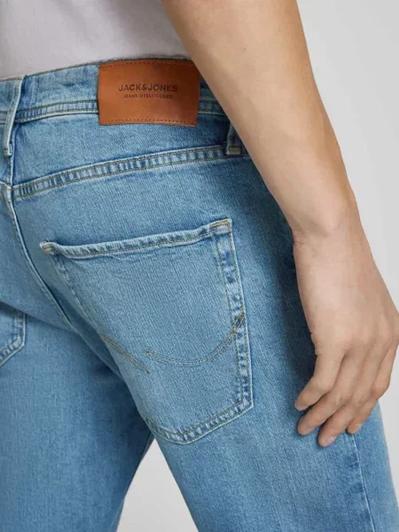 Jeansy z 5 model ‘IMIKE’ Jack & Jones niebieski