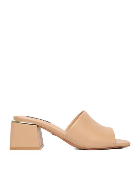 Шлепанцы Nine West бежевые