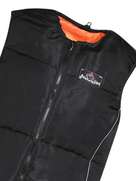 Vestă Prototypes cu autograf negru