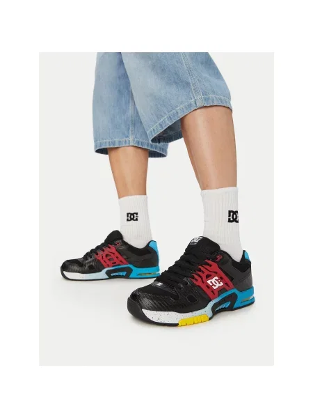 Sneakersy DC Shoes SE černá