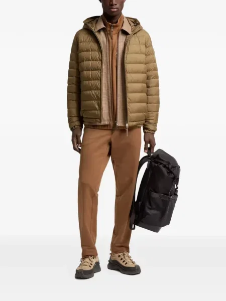 Geacă cu puf Moncler cu glugă verde