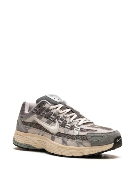 Tenisky Nike bez podpatku