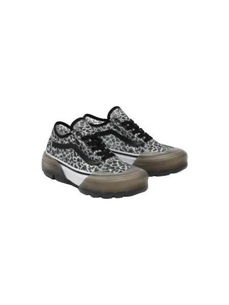 Bodkované zúžené tenisky Vans Old Skool čierna