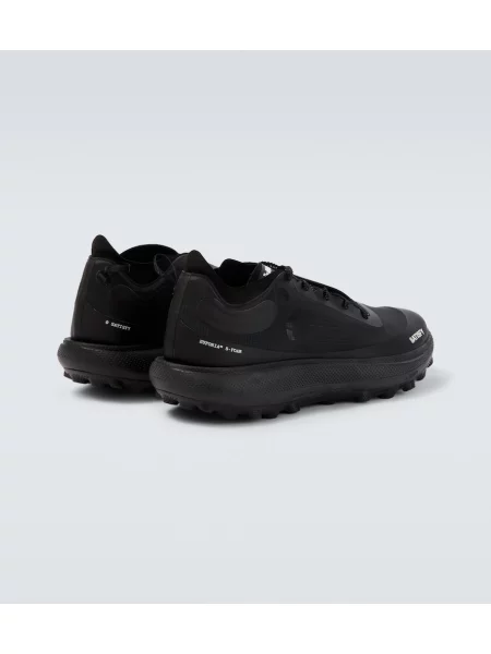 Sneakerși Satisfy negru