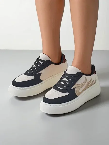 Sneakerși Resti cu platformă negru