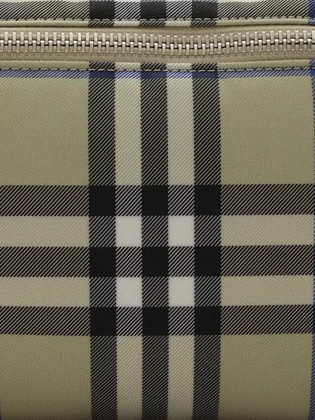 Cu centură curea Burberry în carouri