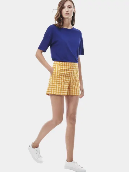 Шорты Lacoste желтые