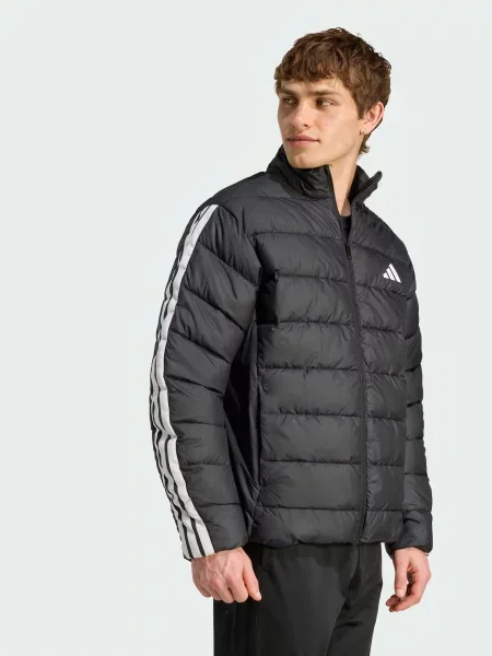 Демисезонная куртка Adidas черная