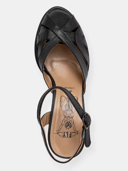 Кожаные босоножки Fly London