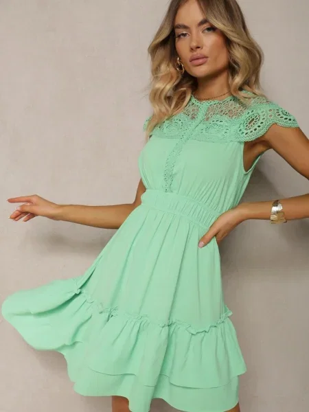 Rochie clos midi cu in talie si decolteu din dantela Panita verde