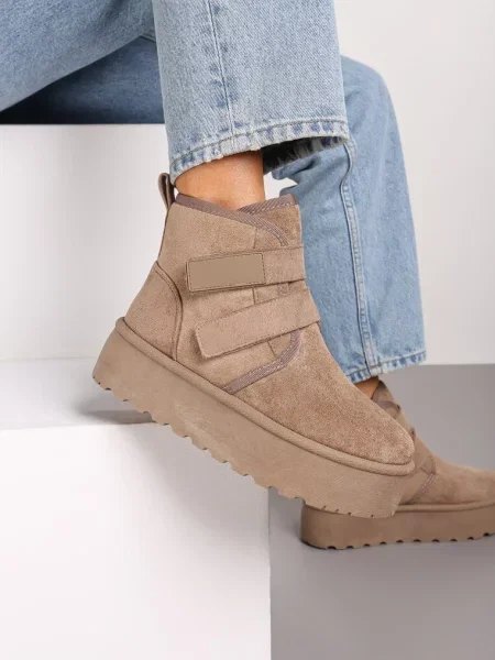 Cizme de zăpadă închis cu platformă cu închidere velcro Tarimelle bej