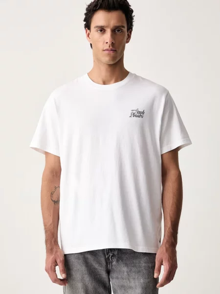 Levi's T-shirt RELAXED FIT TEE biała