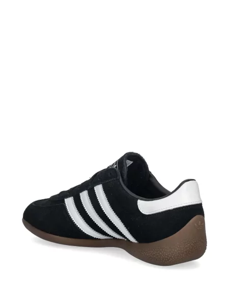 Sneakersy Adidas Predator w paski z dekoltem w serek z kapturem różowe