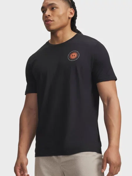 Футболка Under Armour чорна
