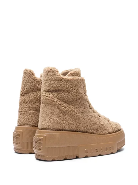 Top Casadei cu blană maro