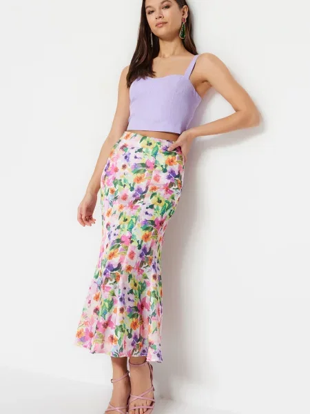 Fusta maxi Trendyol cu model floral roz
