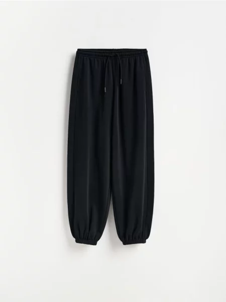 Reserved Pantaloni sport cu conținut ridicat de negru
