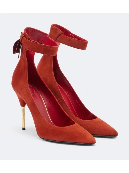 Pantofi cu toc Valentino Garavani din piele de căprioară roșu