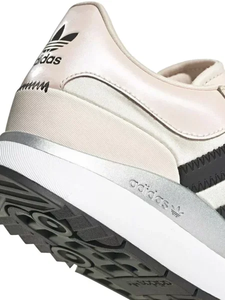 Top Adidas alergare cu decolteu în V alb