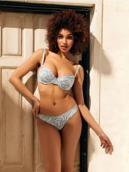 Купальні трусики оливковий